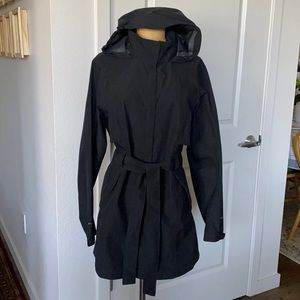 Eddie Bauer weathertech raincoat